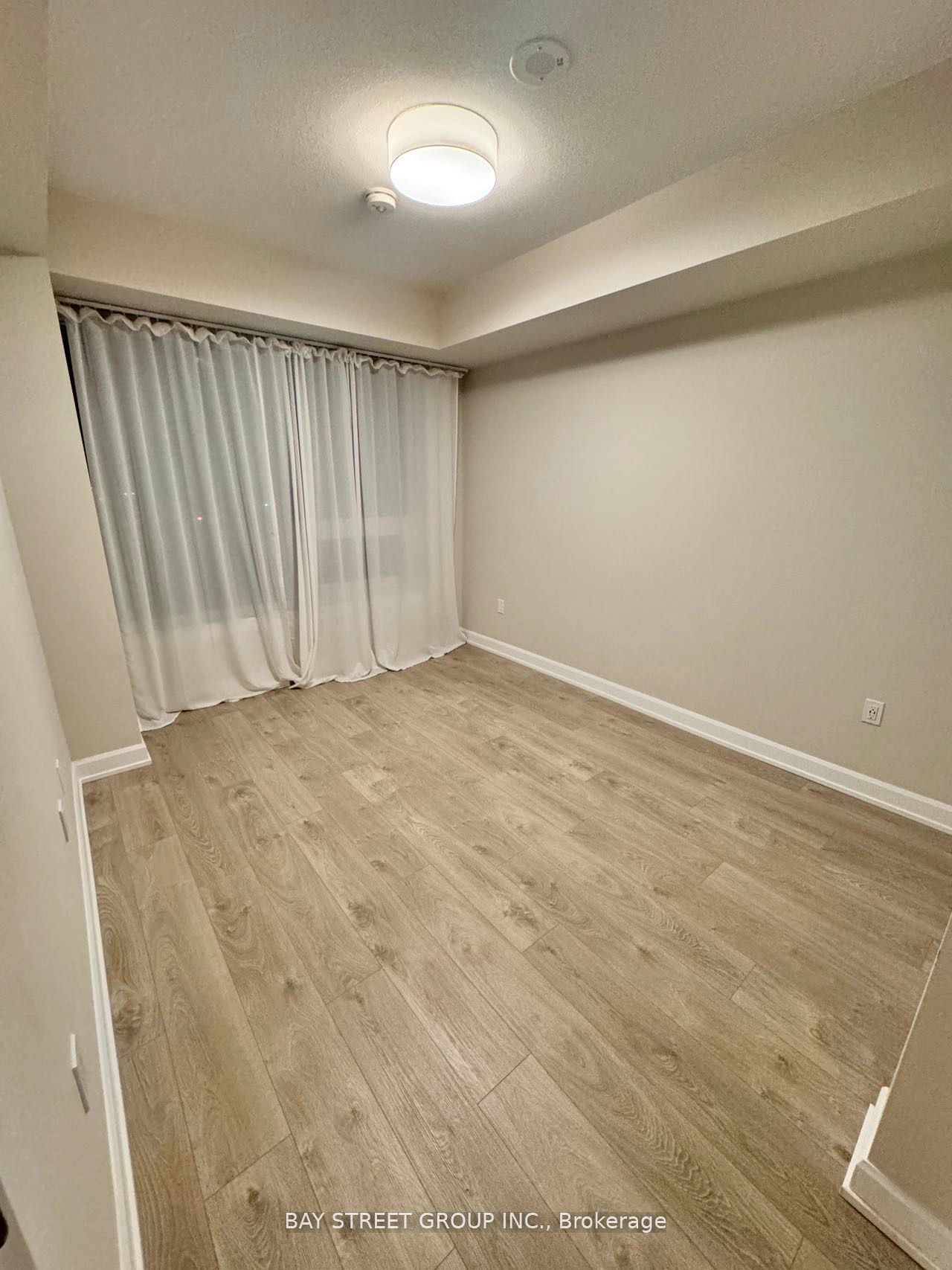 3200 William Coltson Avenue 315 Property Photo 6