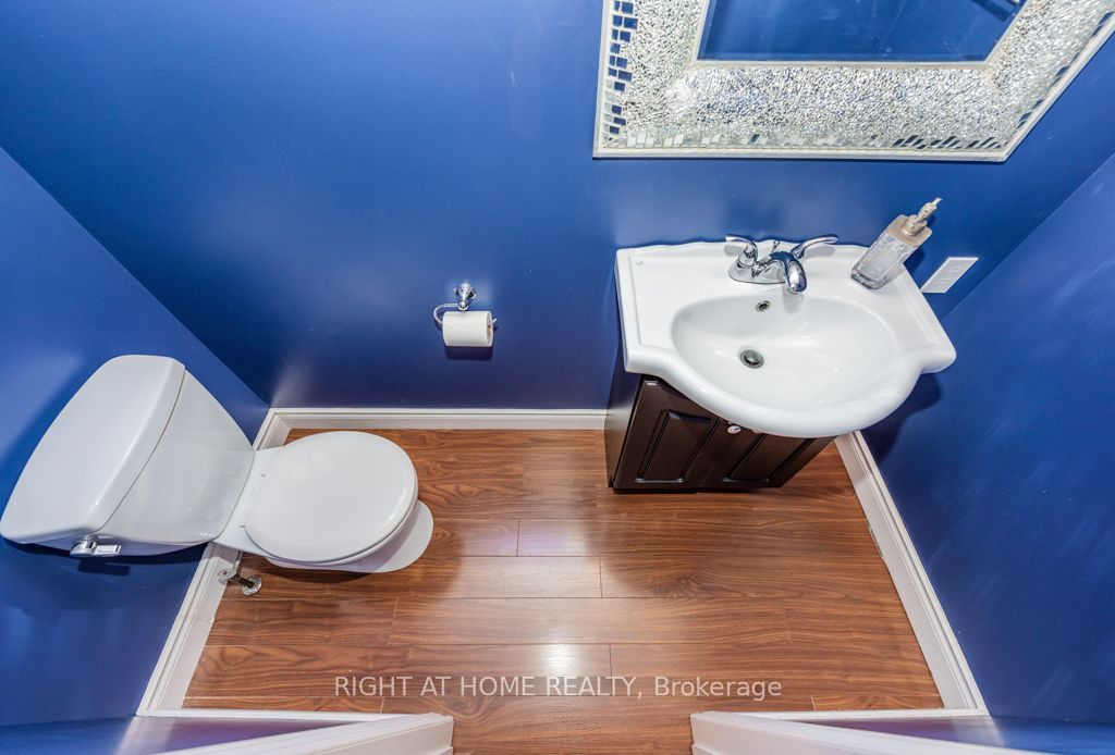 5958 Greensboro Drive S 83 Property Photo 8