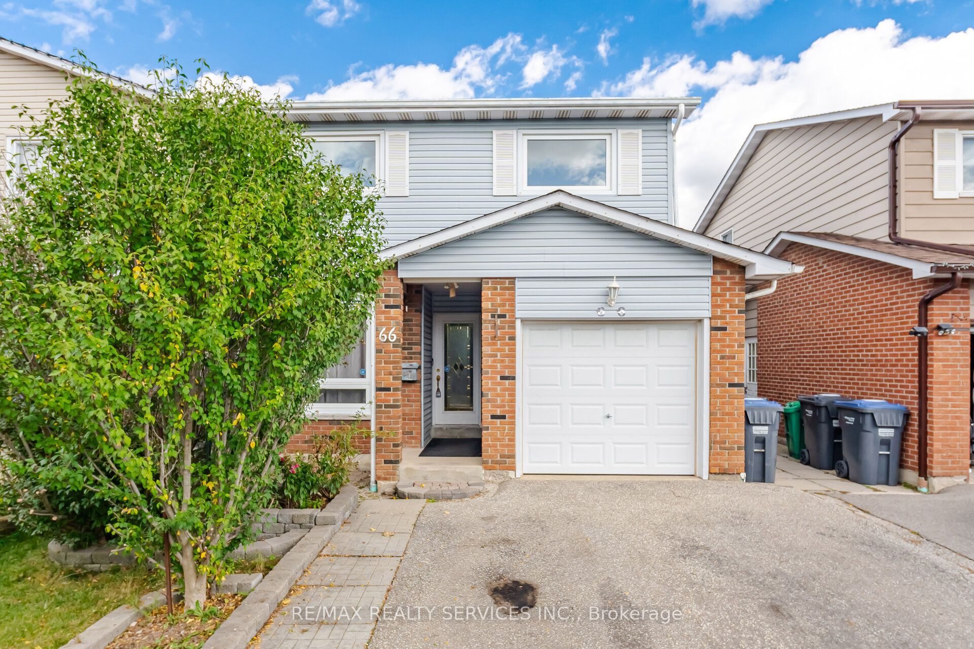 66 Hockley Path Property Photo 1