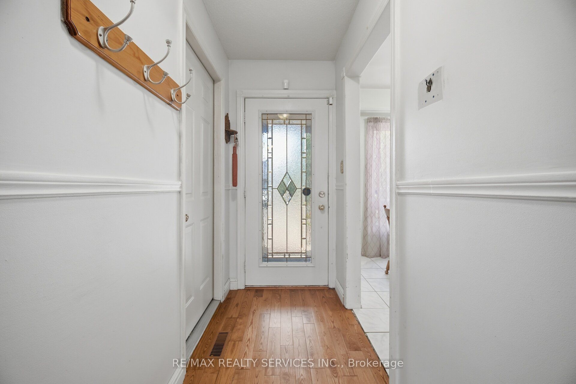 66 Hockley Path Property Photo 4