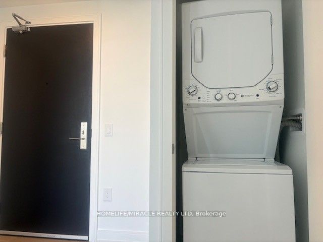 3009 Novar Road 1116 Property Photo 6