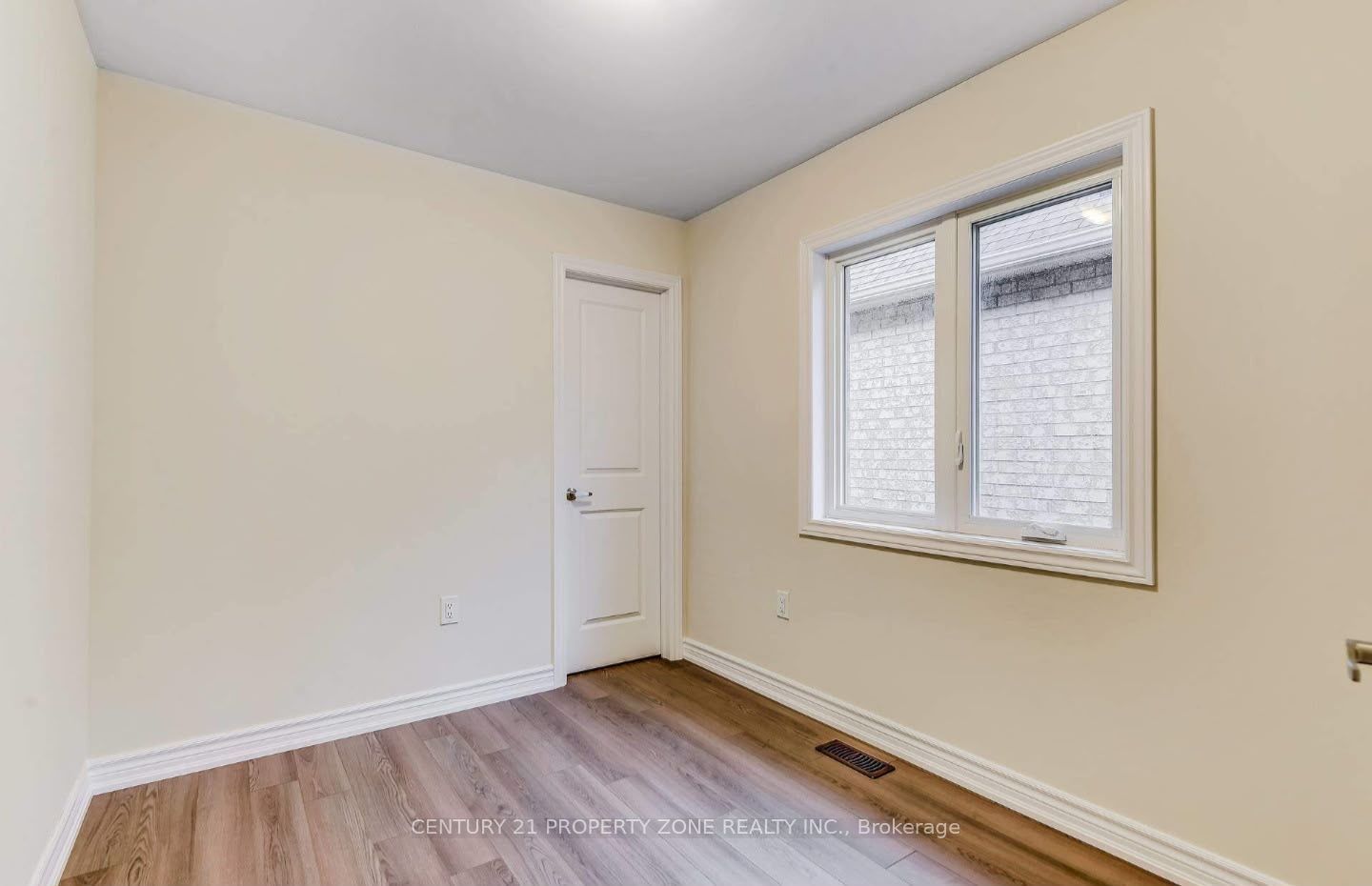 62 Crumlin Crescent Upper Property Photo 8