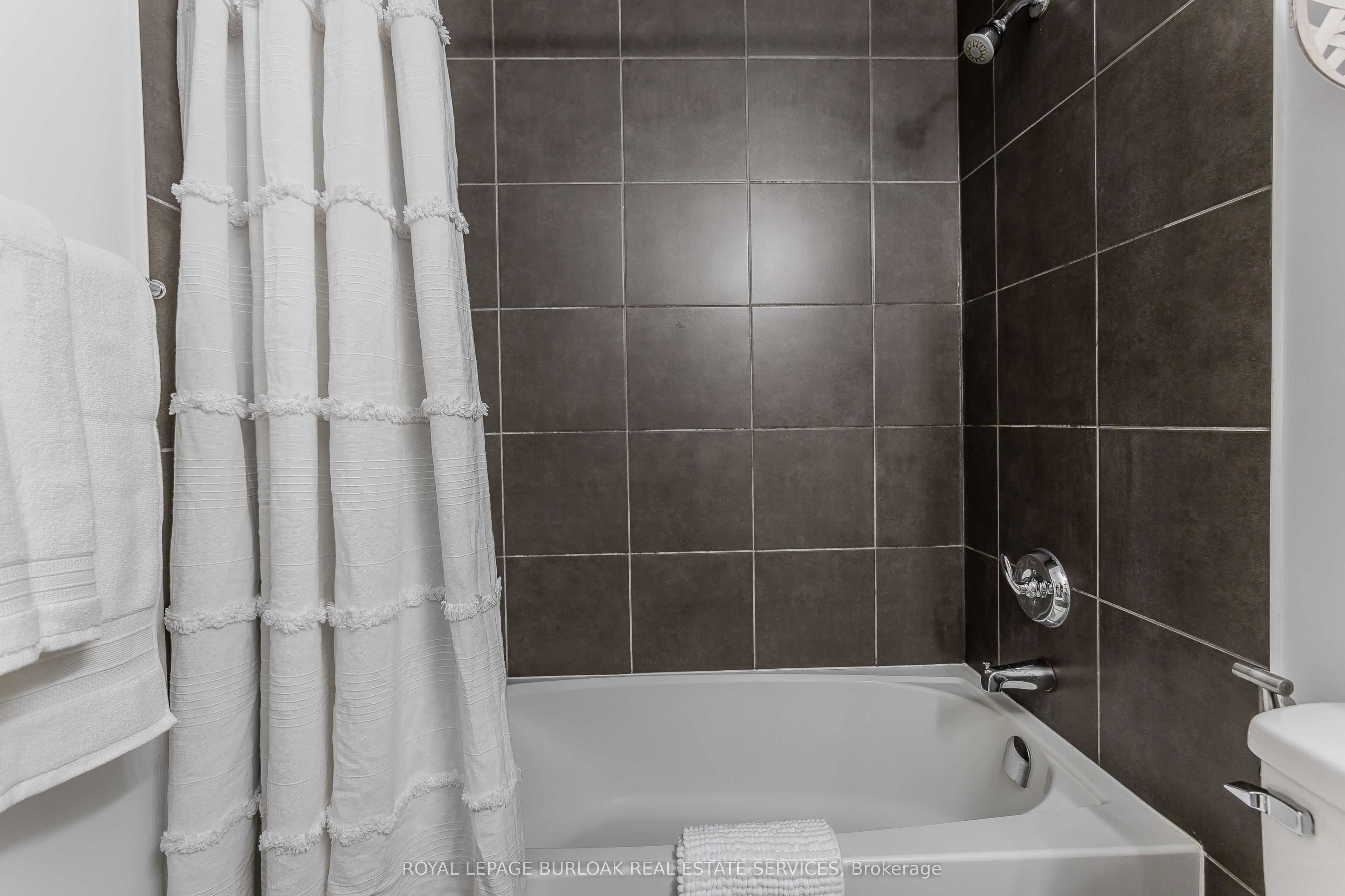 5010 Corporate Drive 307 Property Photo 23
