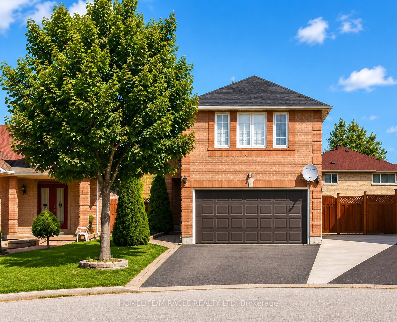 6 Flaming Oak Court Property Photo 1