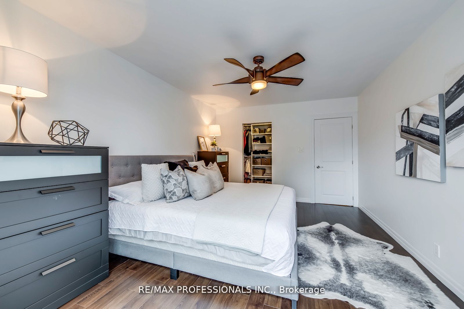 4345 Bloor Street W 51 Property Photo 23
