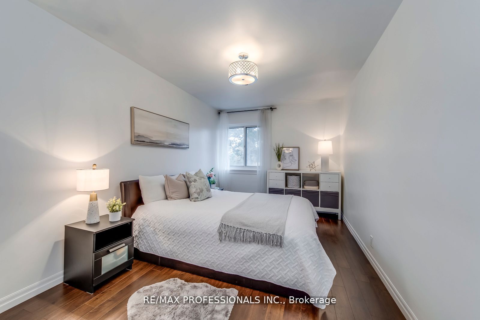 4345 Bloor Street W 51 Property Photo 26