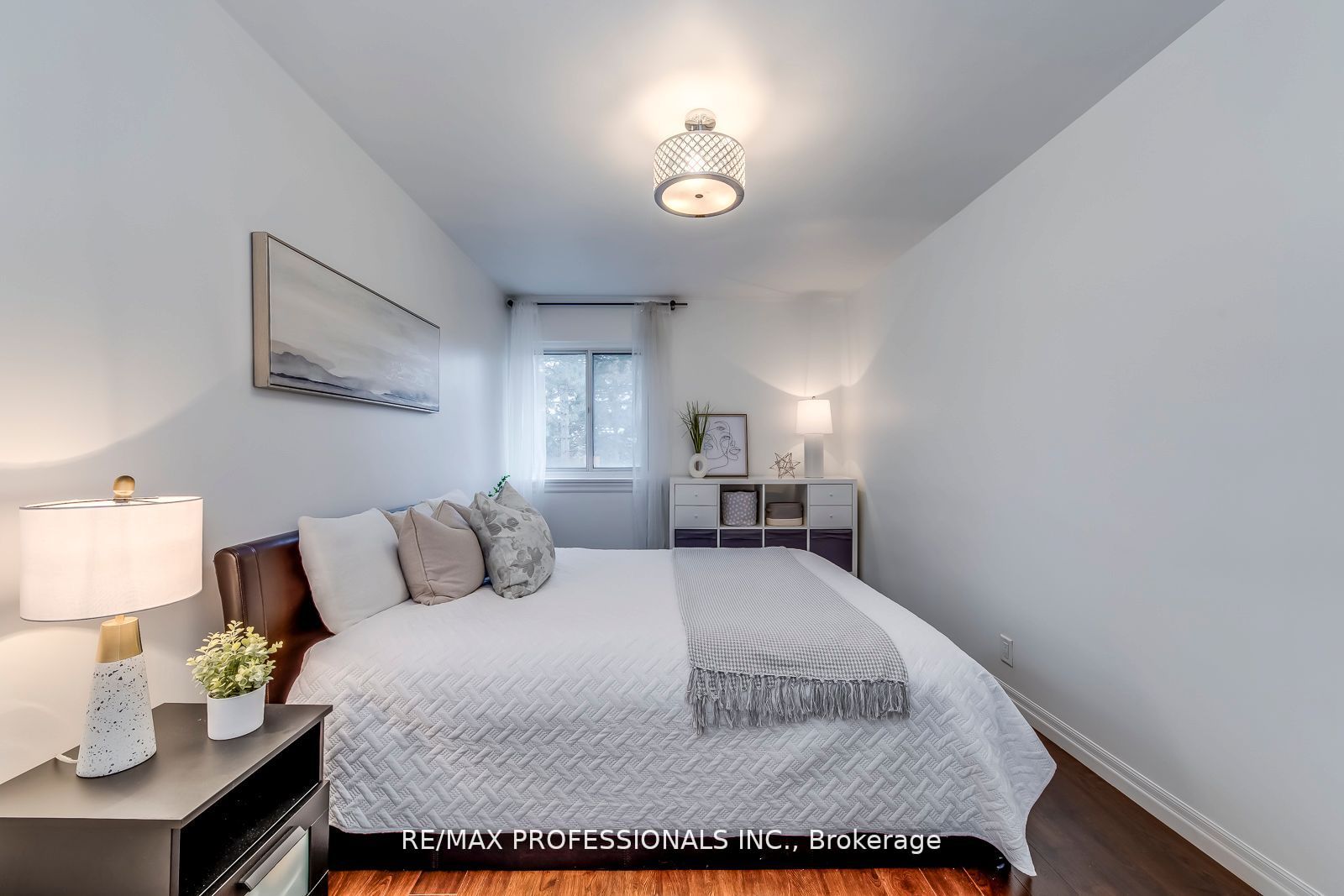 4345 Bloor Street W 51 Property Photo 27