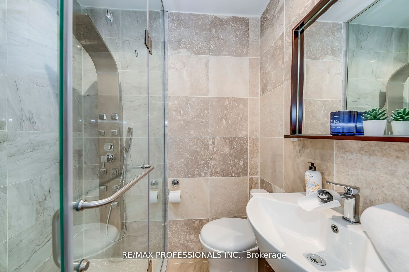 4345 Bloor Street W 51 Property Photo 28