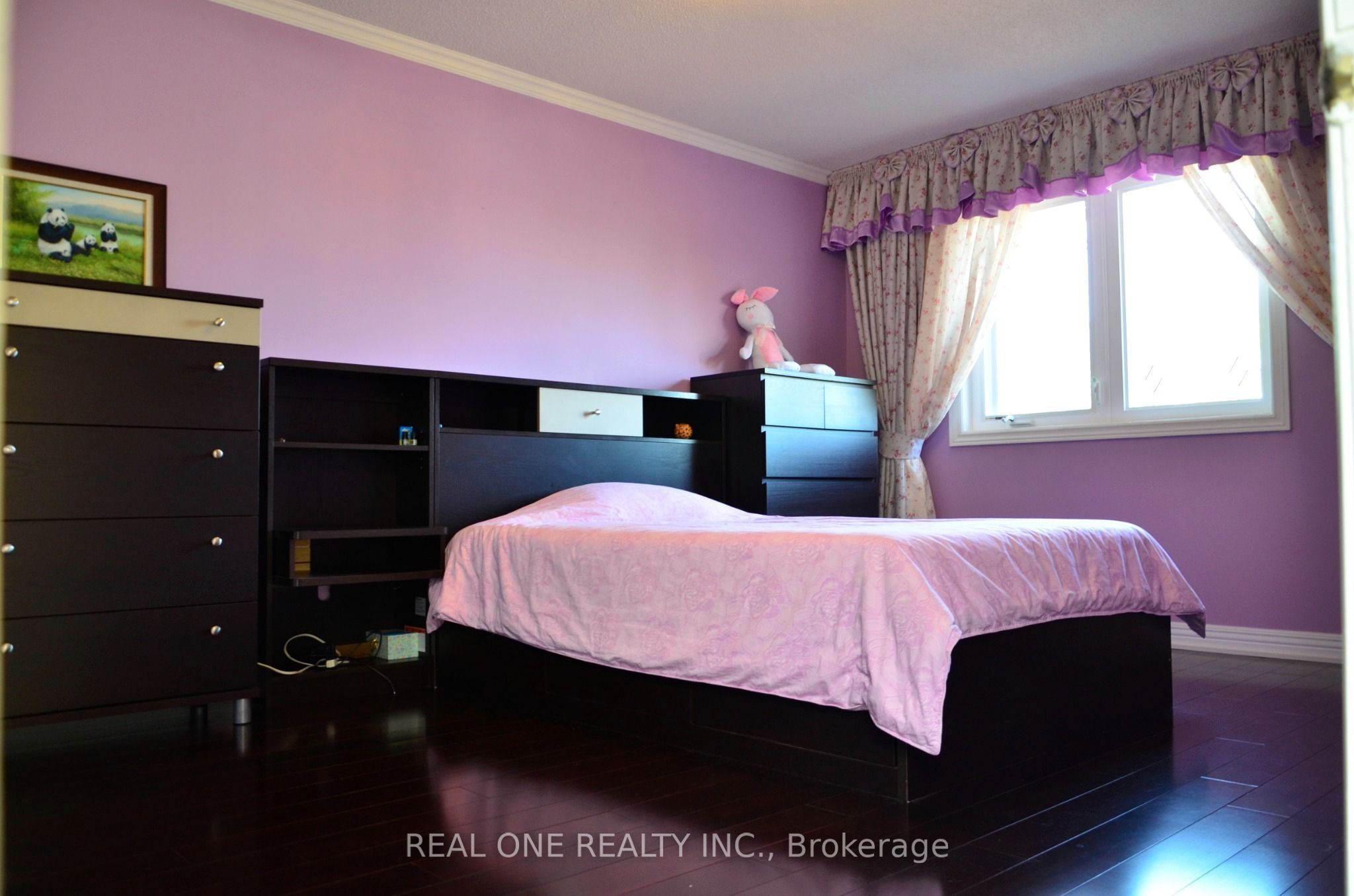 4379 Sedgefield Road Property Photo 17