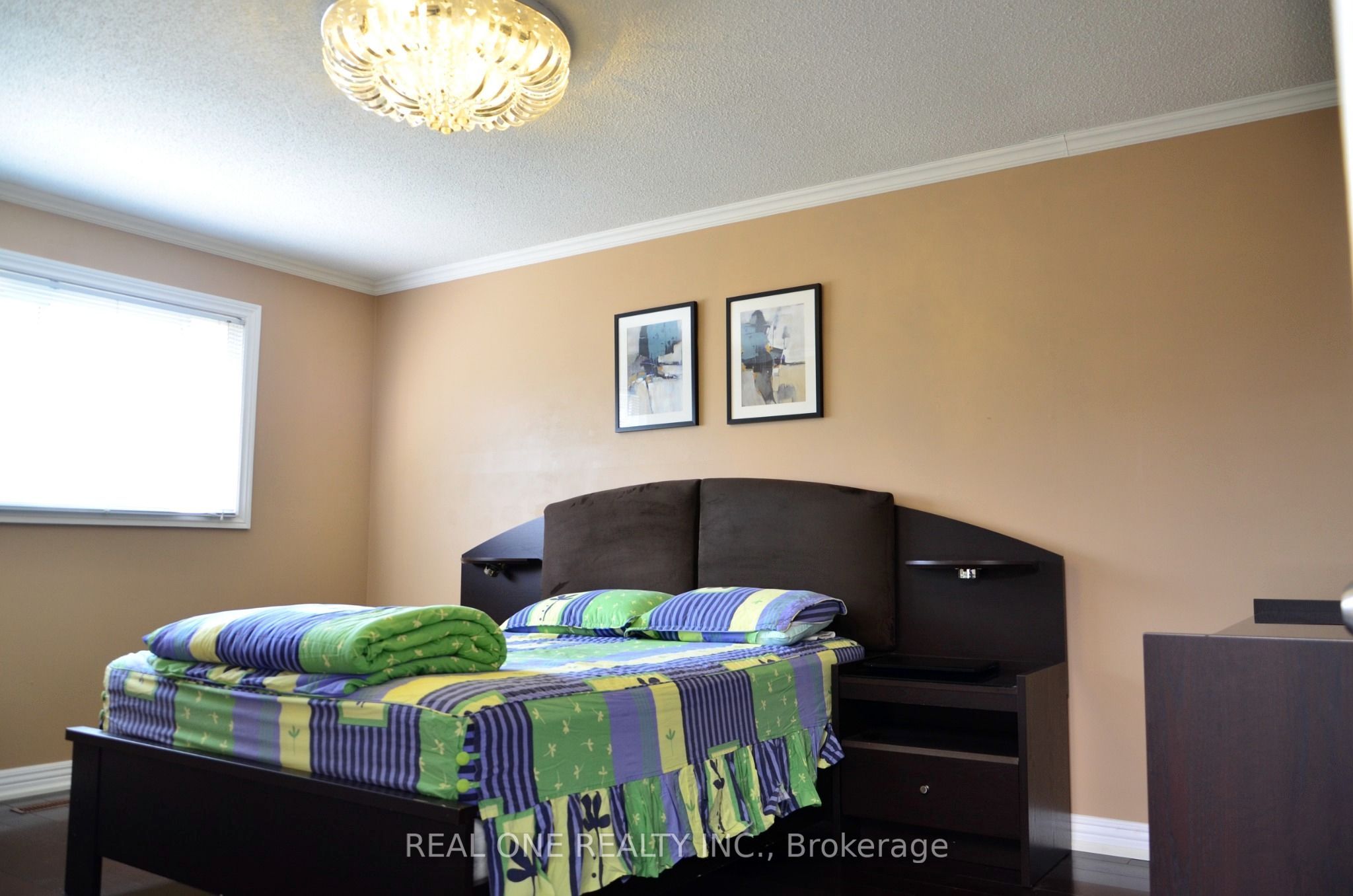 4379 Sedgefield Road Property Photo 18
