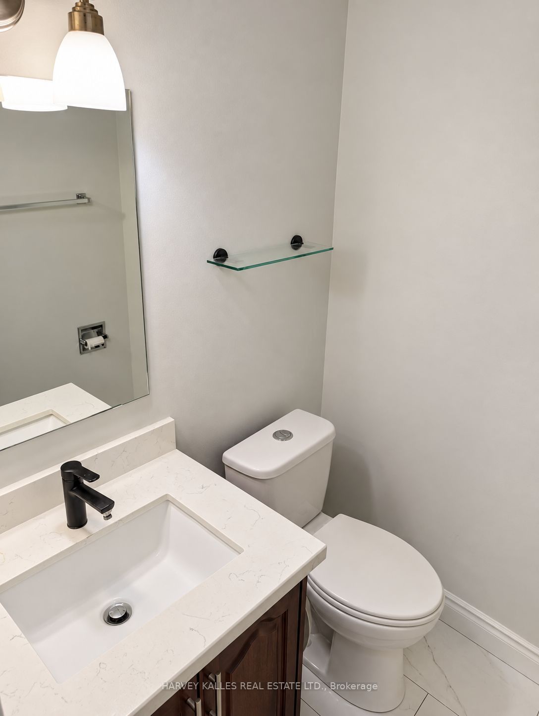 3025 The Credit Woodlands Drive 412 Property Photo 4