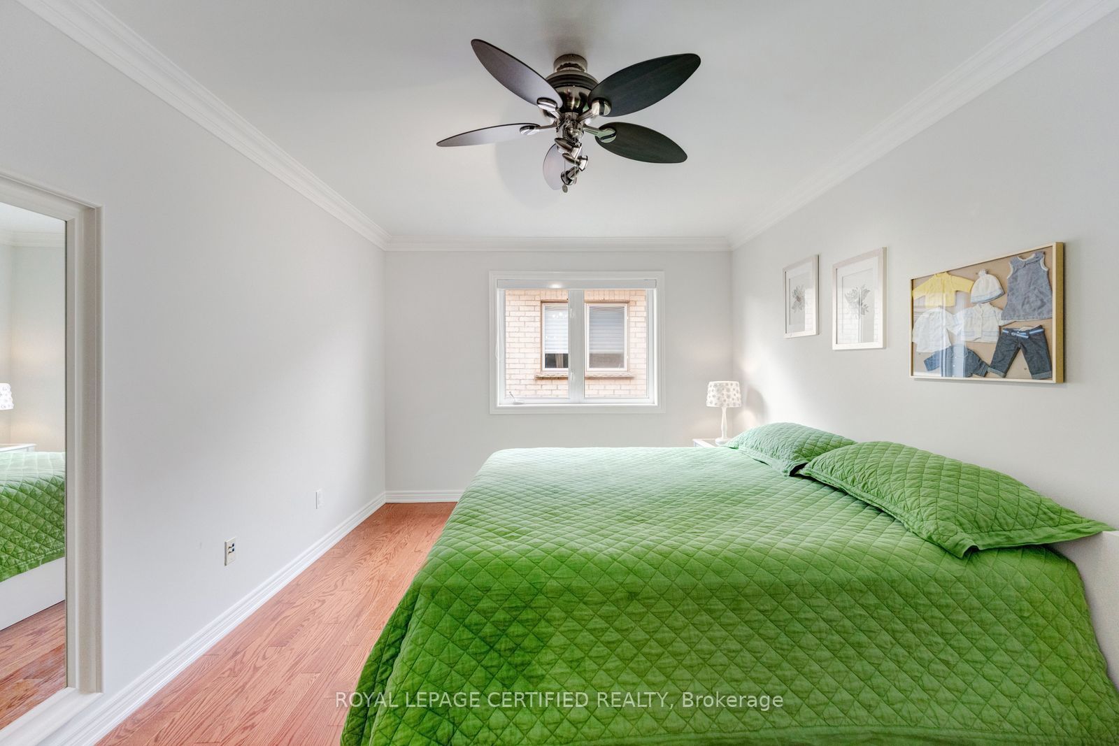 2479 Bon Echo Drive Property Photo 18
