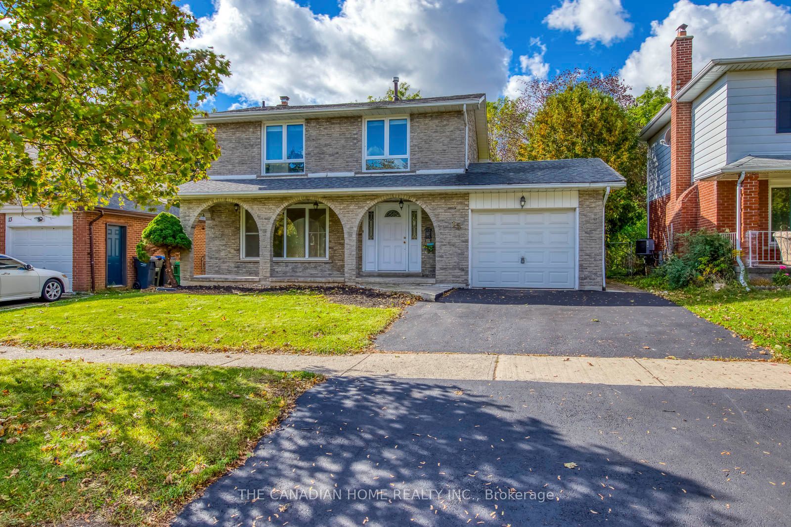15 Newton Road Property Photo 1