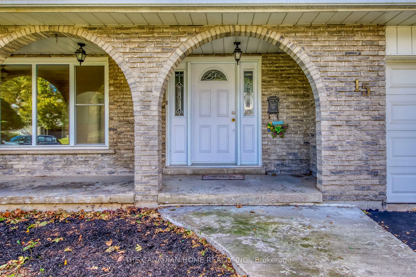 15 Newton Road Property Photo 4
