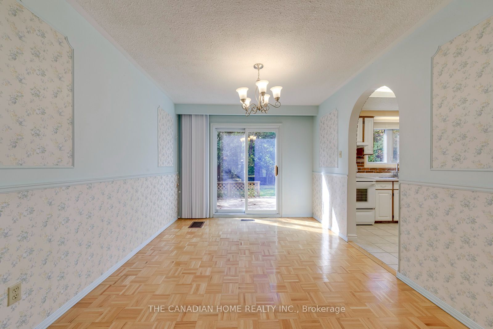 15 Newton Road Property Photo 10