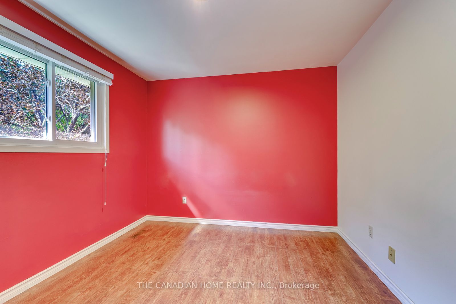 15 Newton Road Property Photo 27