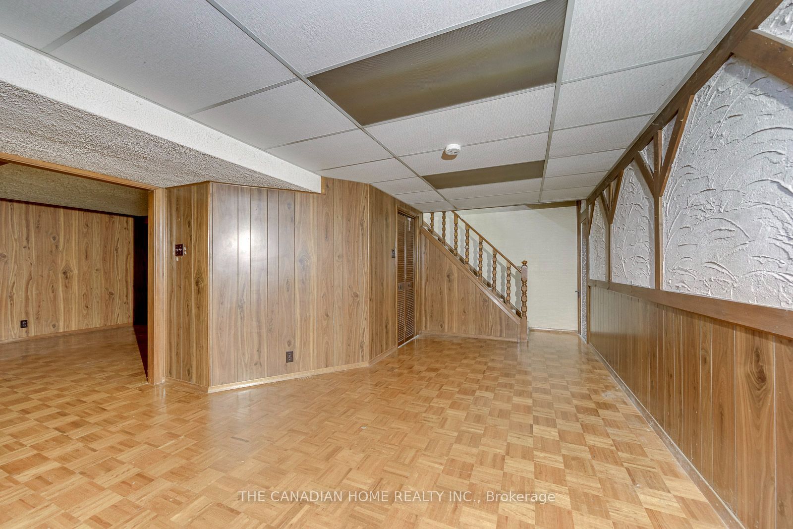 15 Newton Road Property Photo 31