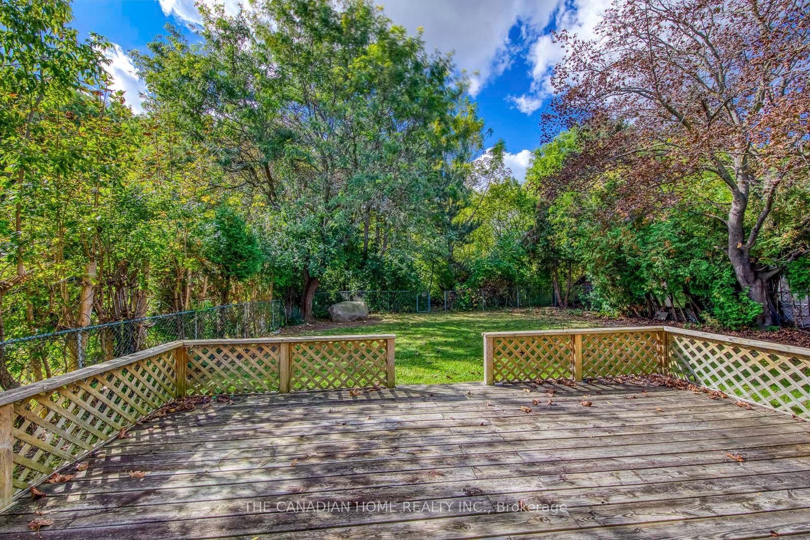 15 Newton Road Property Photo 36