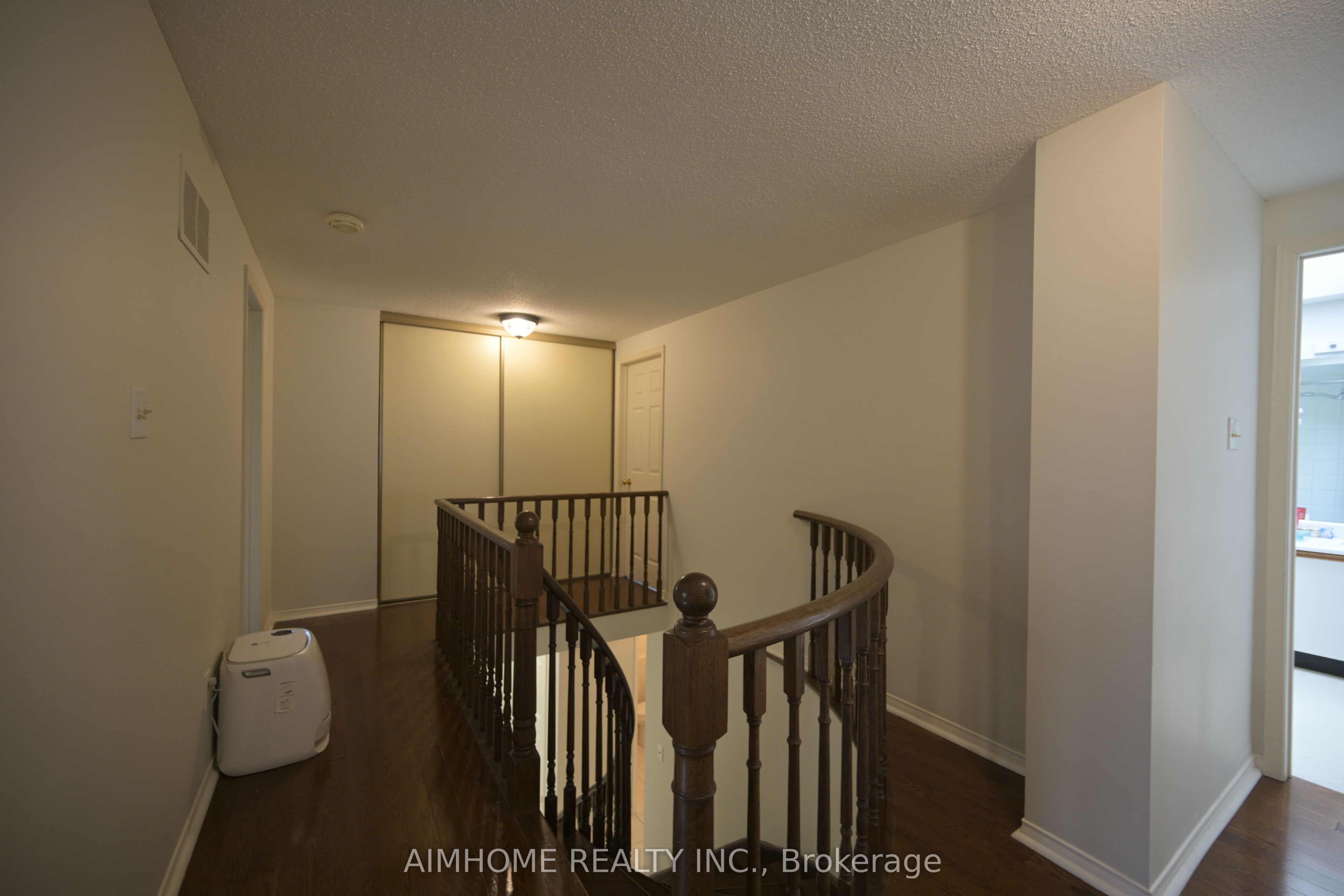 521 Chieftan Circle Property Photo 13