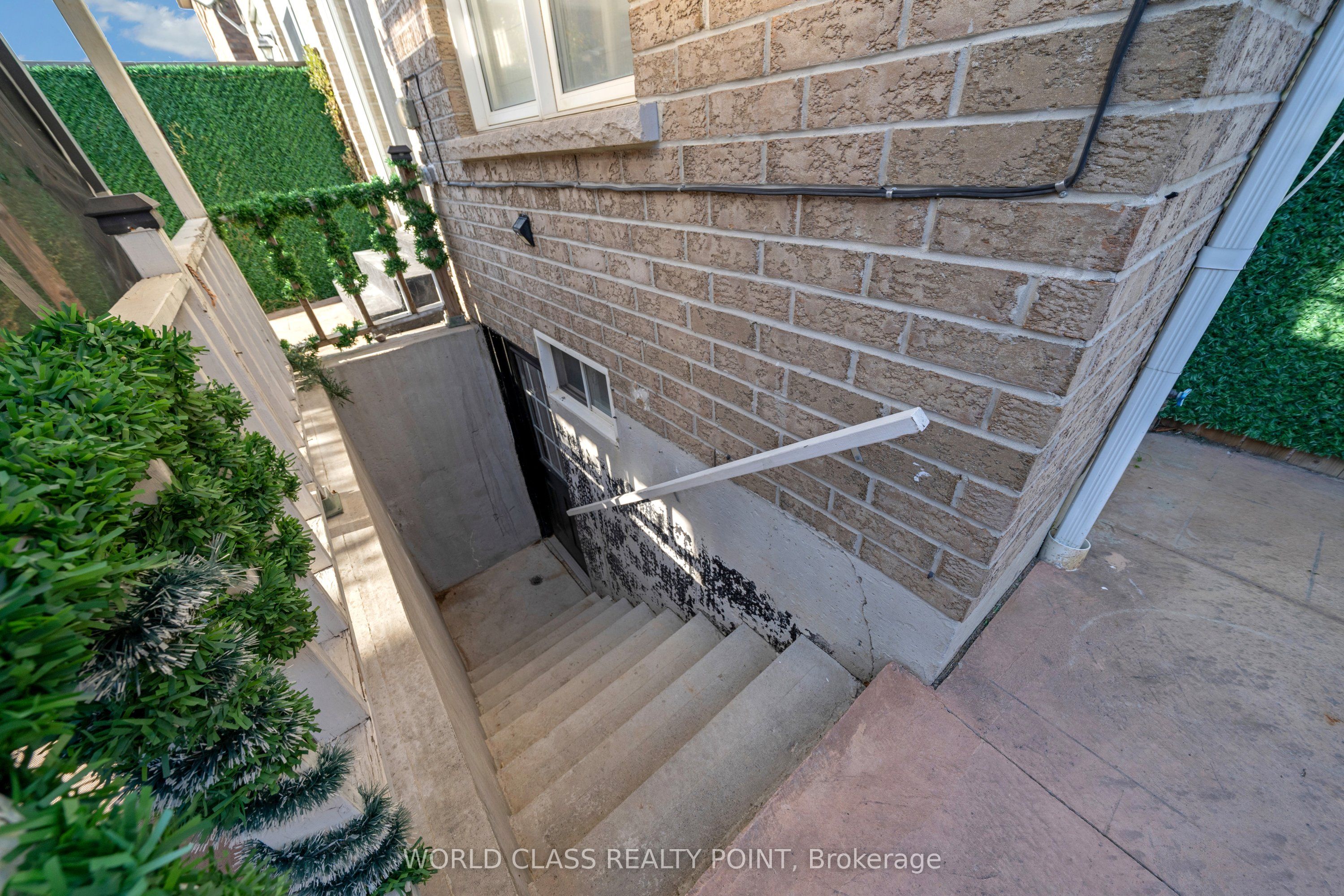 5529 Fudge Terrace Property Photo 46