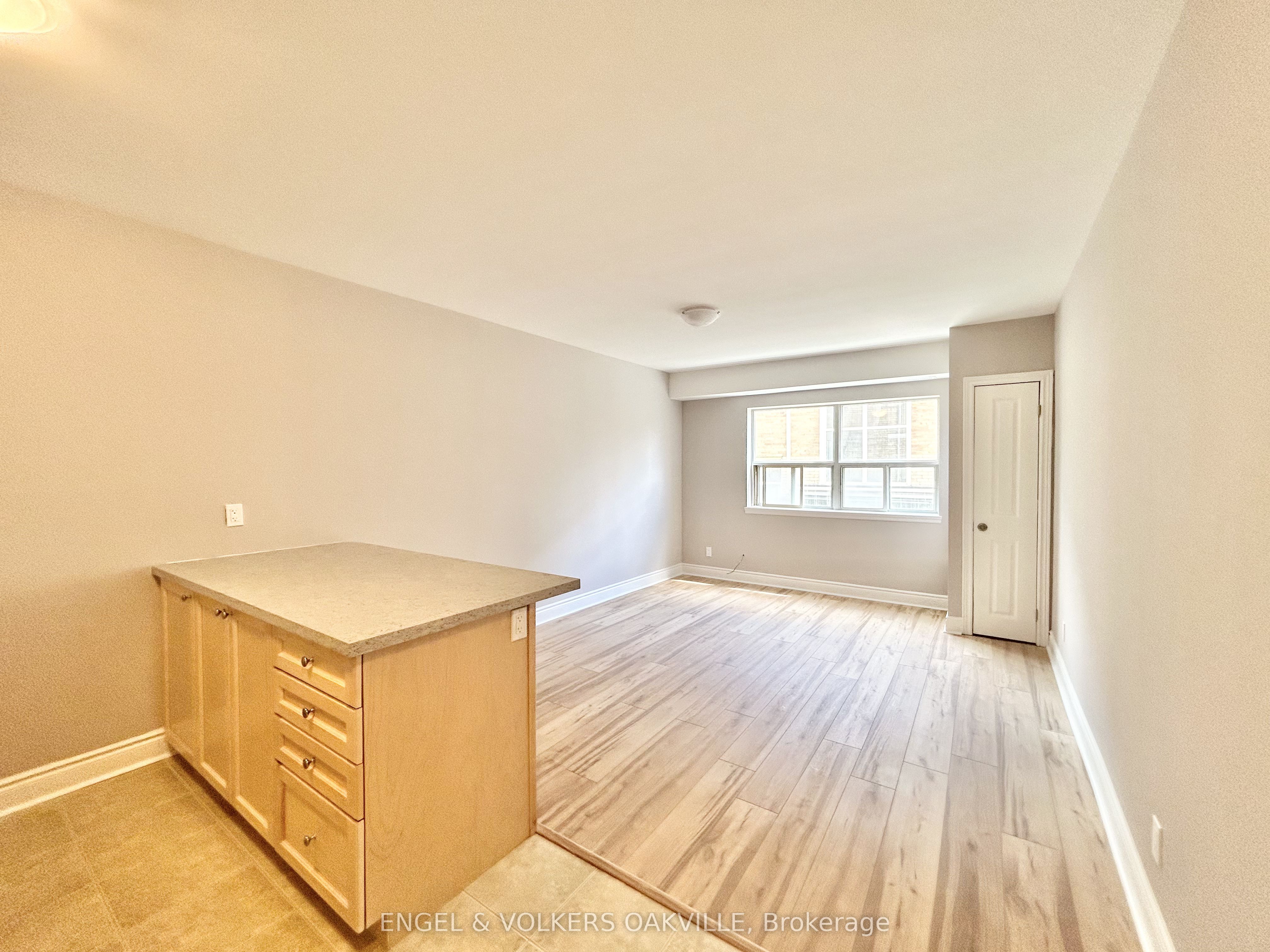 100 Twenty Fifth Street 4 Property Photo 2