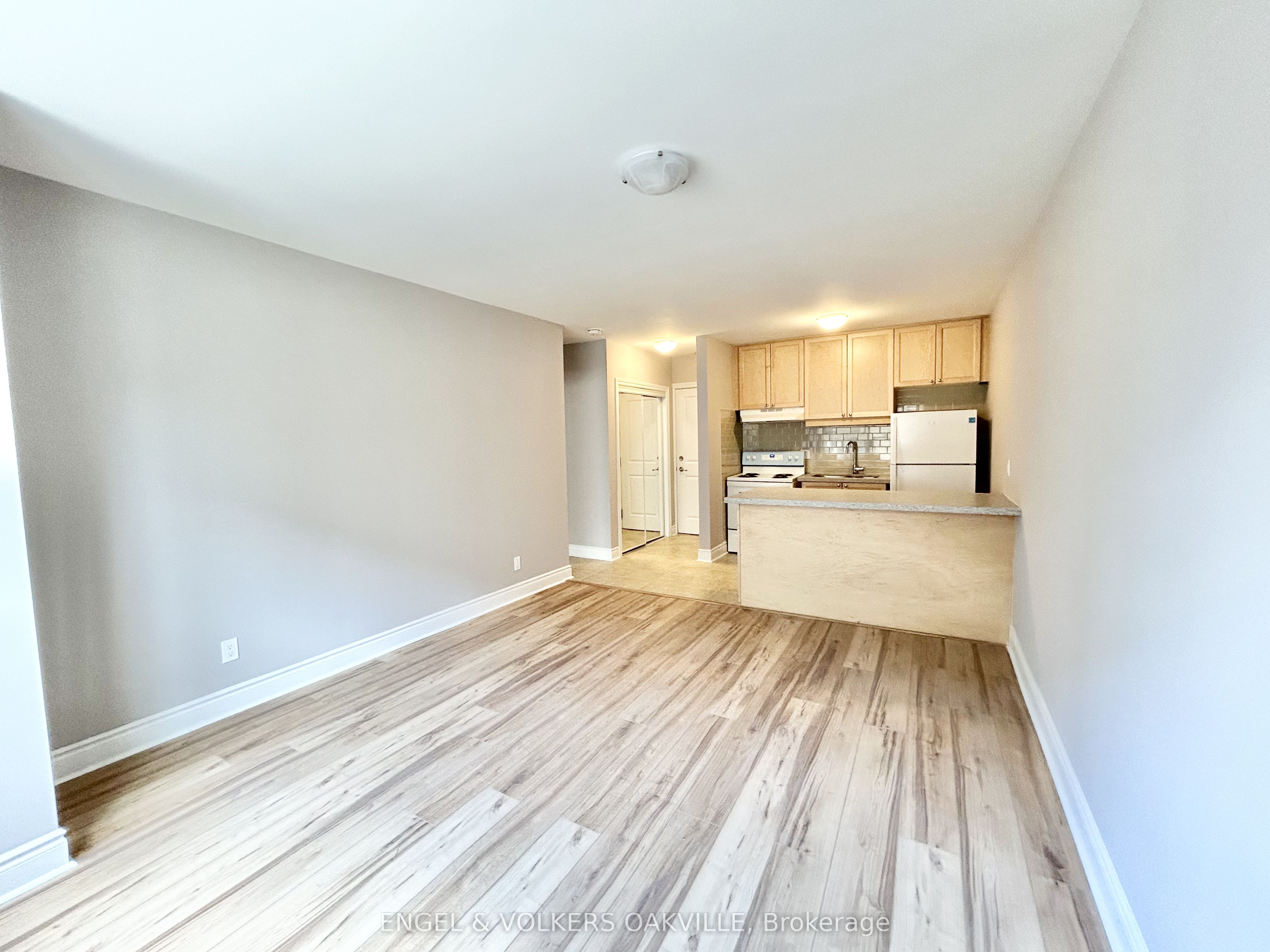 100 Twenty Fifth Street 4 Property Photo 3