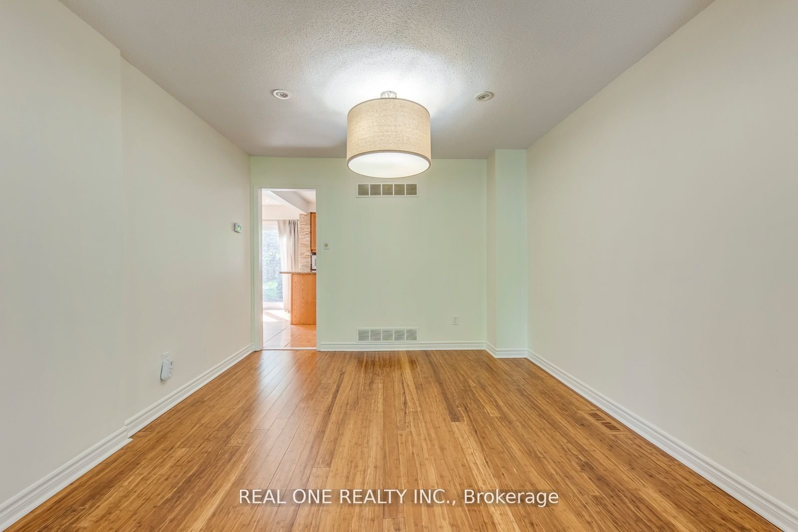 3310 Jackpine Road Property Photo 8