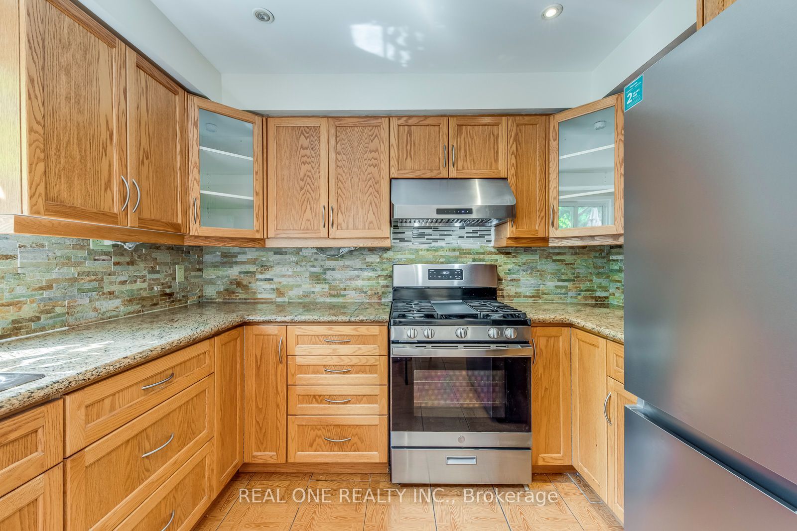 3310 Jackpine Road Property Photo 12