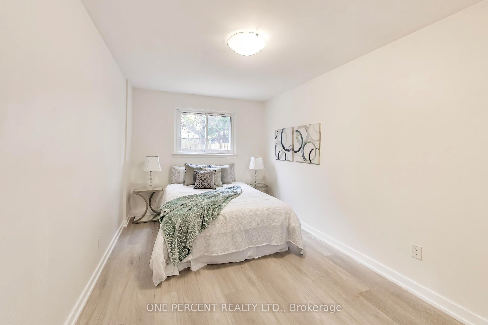 1270 Pallatine Drive Property Photo 12