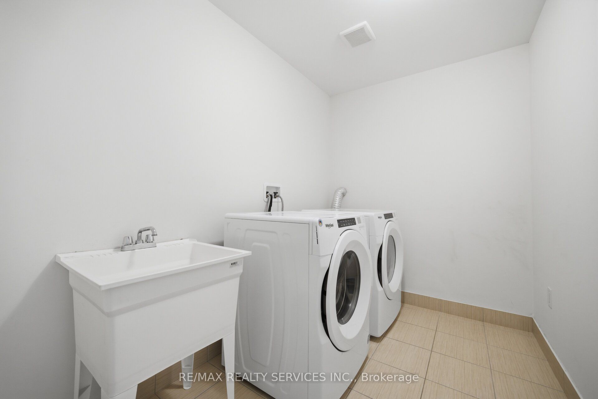 12 Enclave Trail Property Photo 41