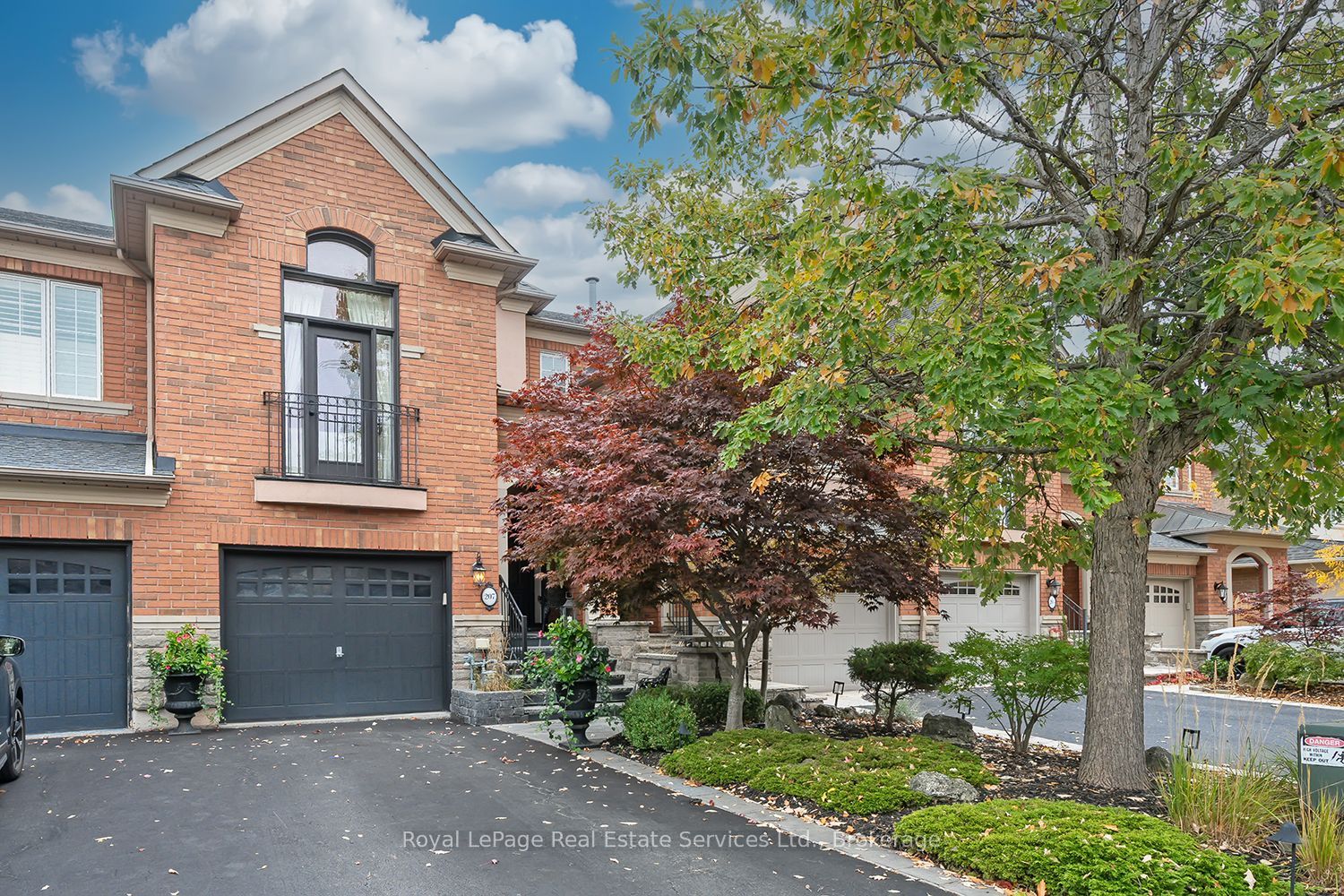 207 Tawny Crescent Property Photo 1