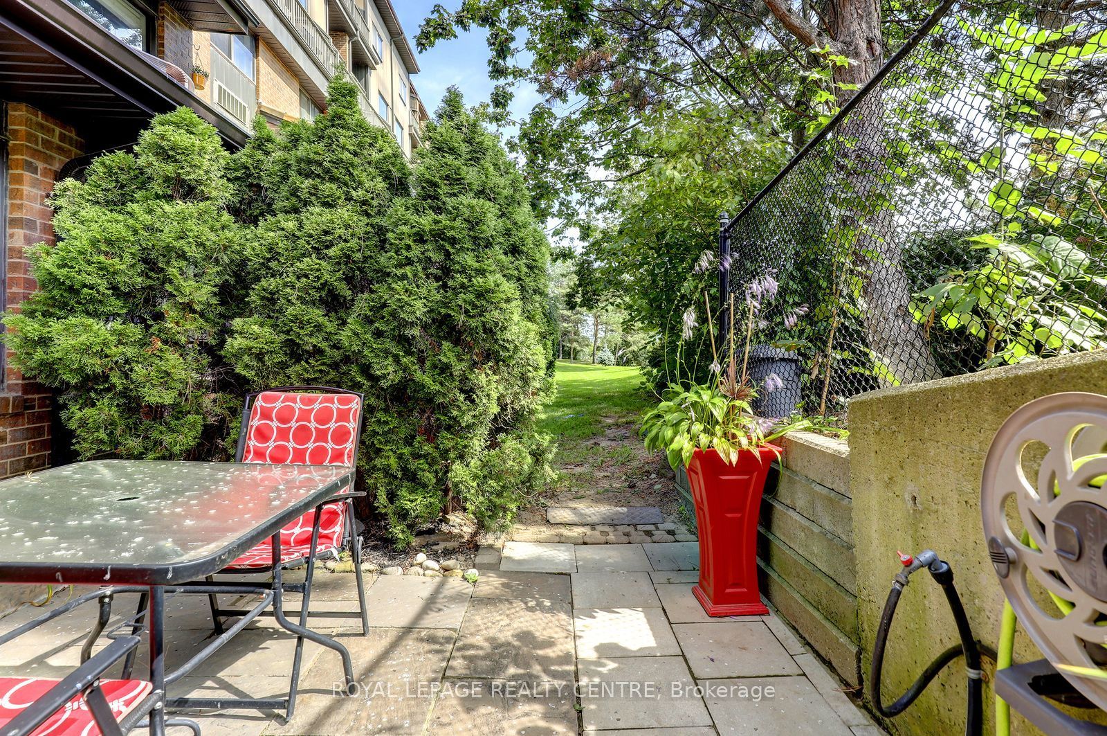 1000 Cedarglen Gate 201 Property Photo 25