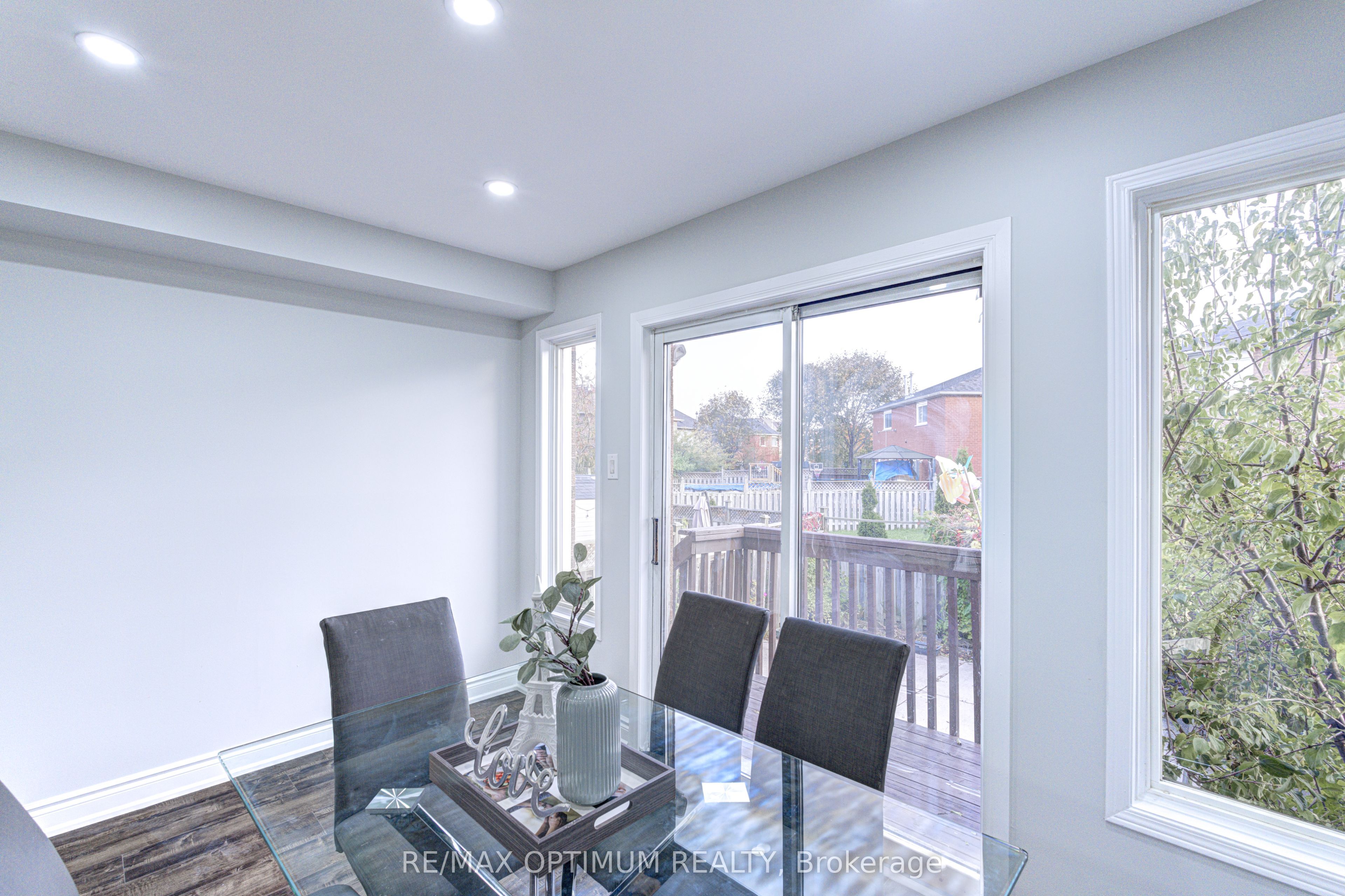 3812 Craighurst Avenue Property Photo 14