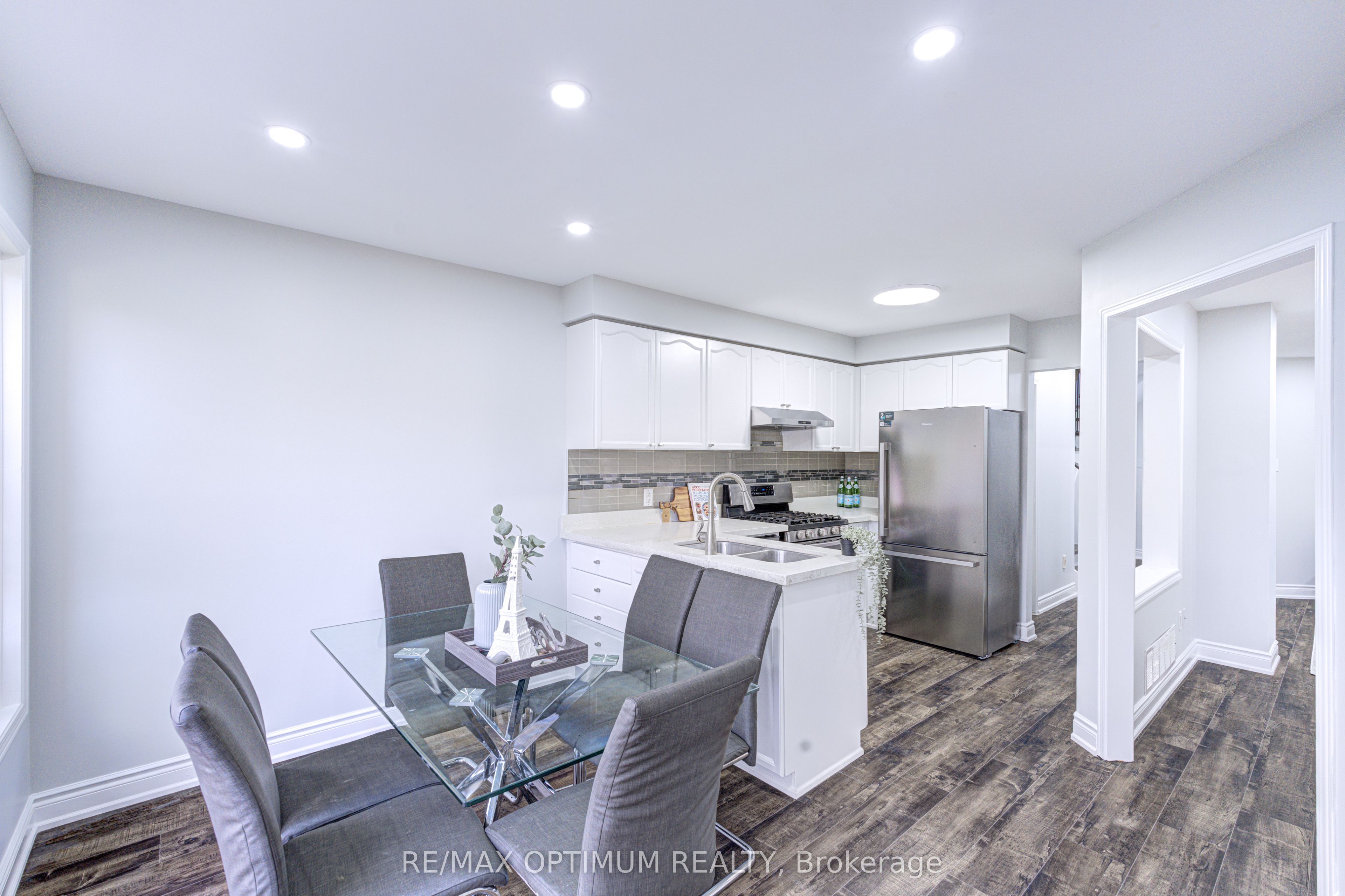 3812 Craighurst Avenue Property Photo 15