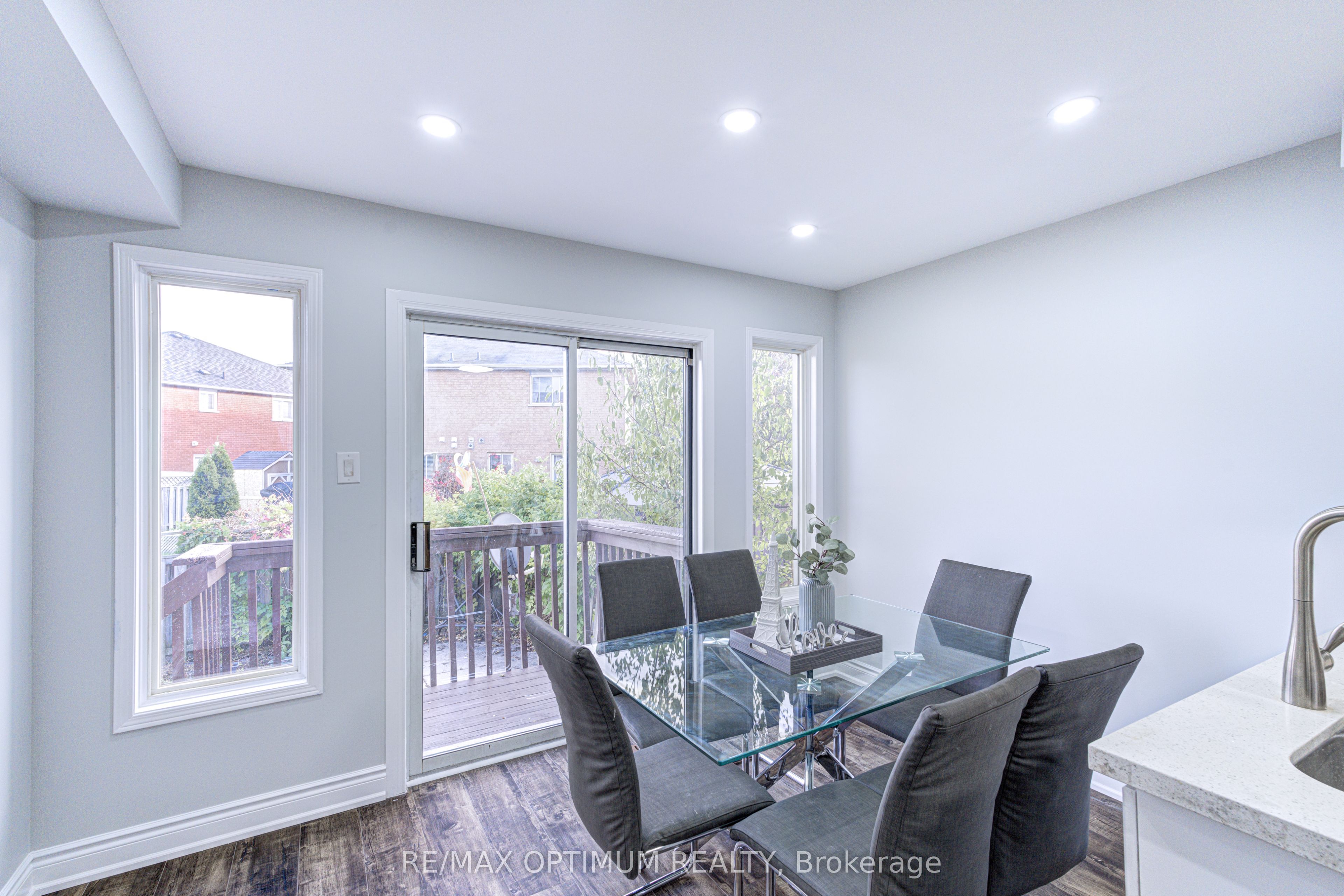3812 Craighurst Avenue Property Photo 16
