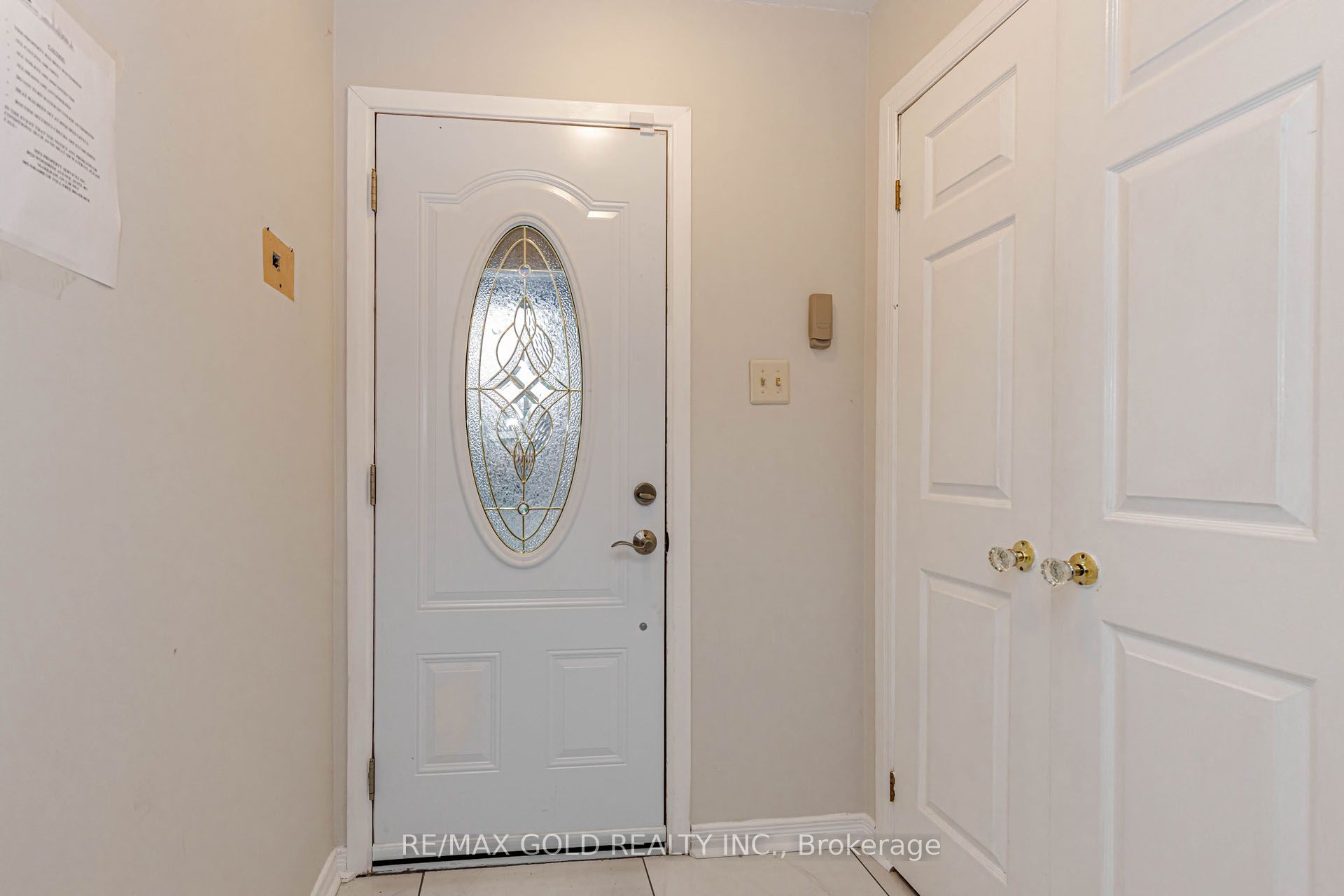 97 Hinchley Wood Grove Property Photo 6