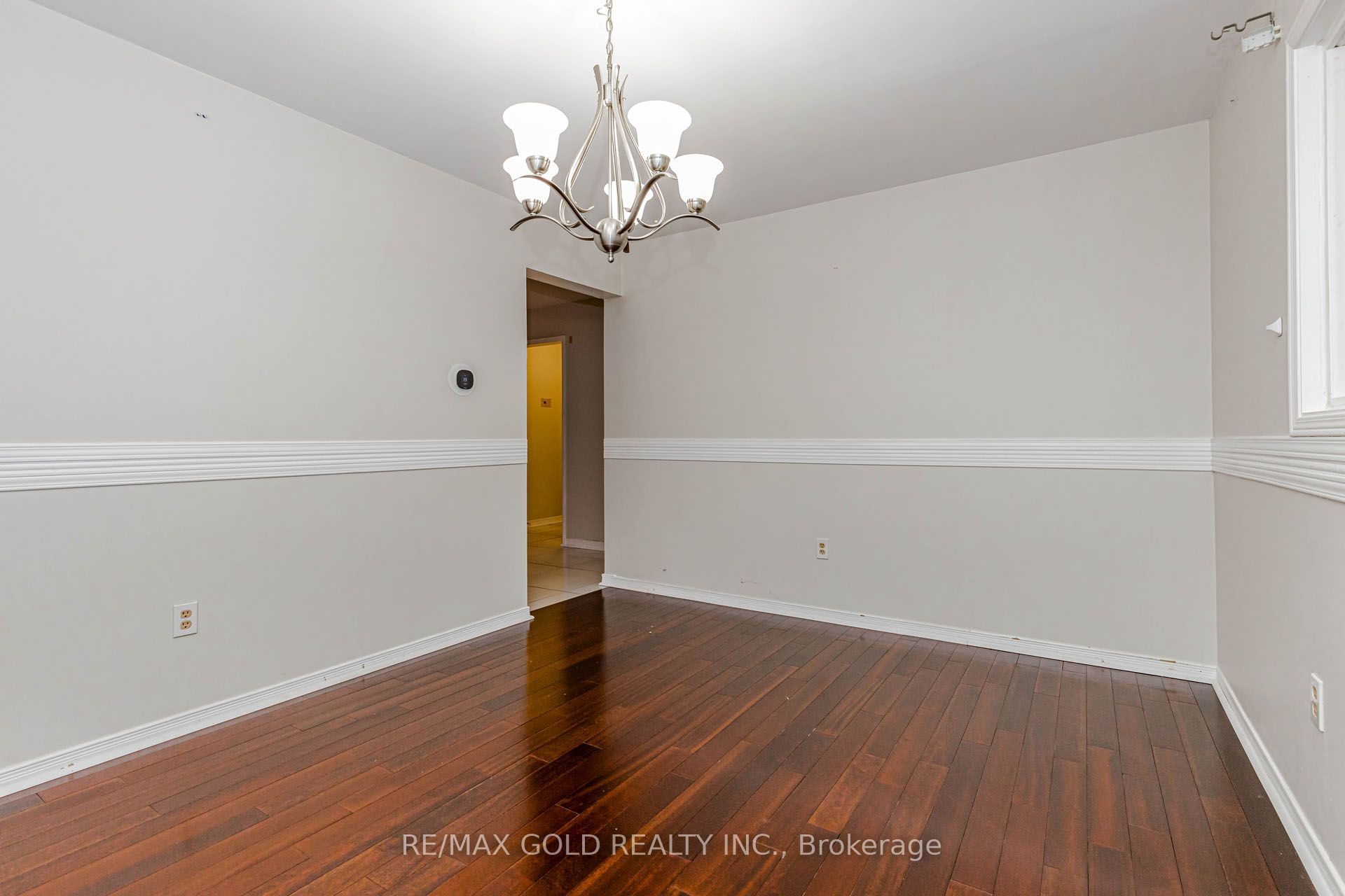 97 Hinchley Wood Grove Property Photo 16