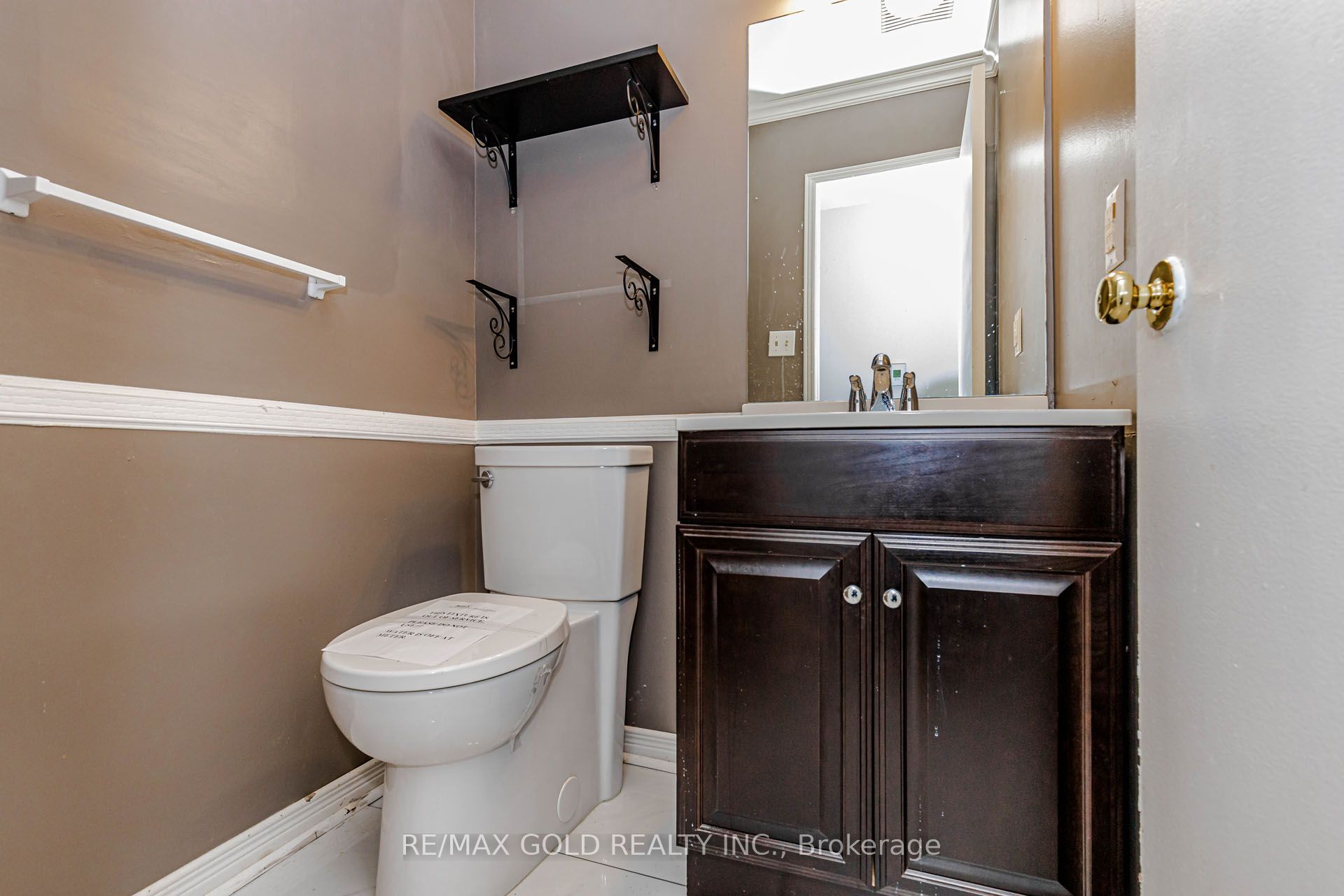 97 Hinchley Wood Grove Property Photo 26