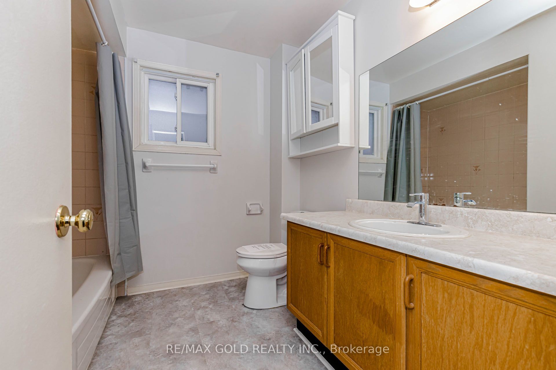 97 Hinchley Wood Grove Property Photo 37