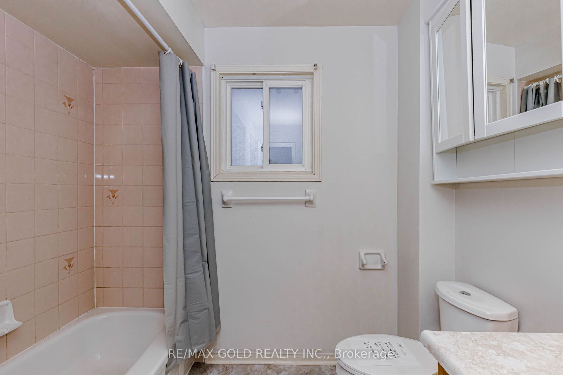 97 Hinchley Wood Grove Property Photo 38
