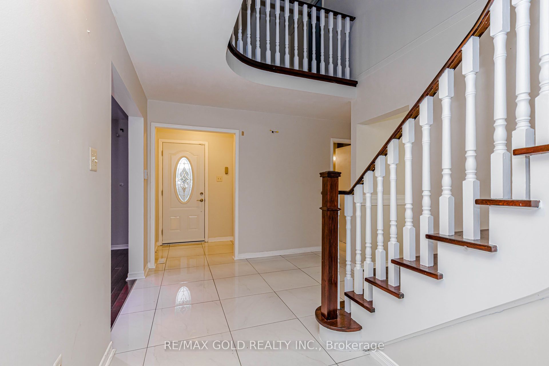 97 Hinchley Wood Grove Property Photo 49