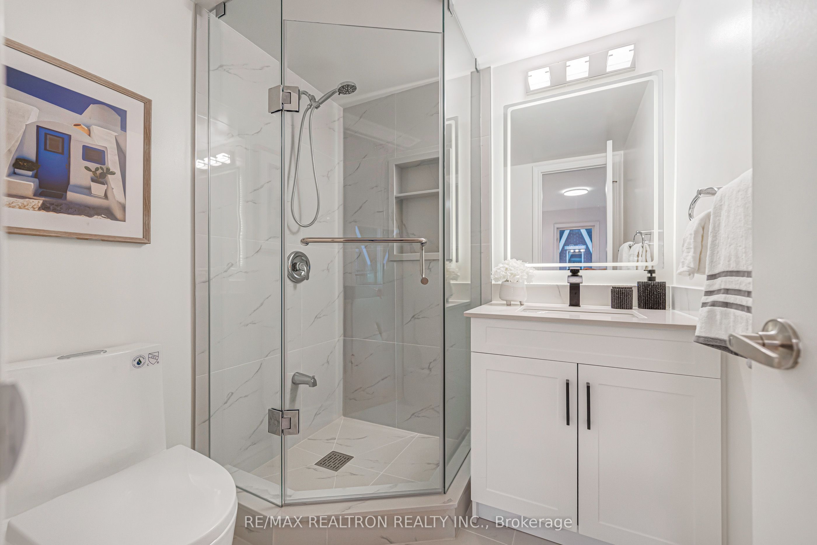 50 Joe Shuster Way 205 Property Photo 37