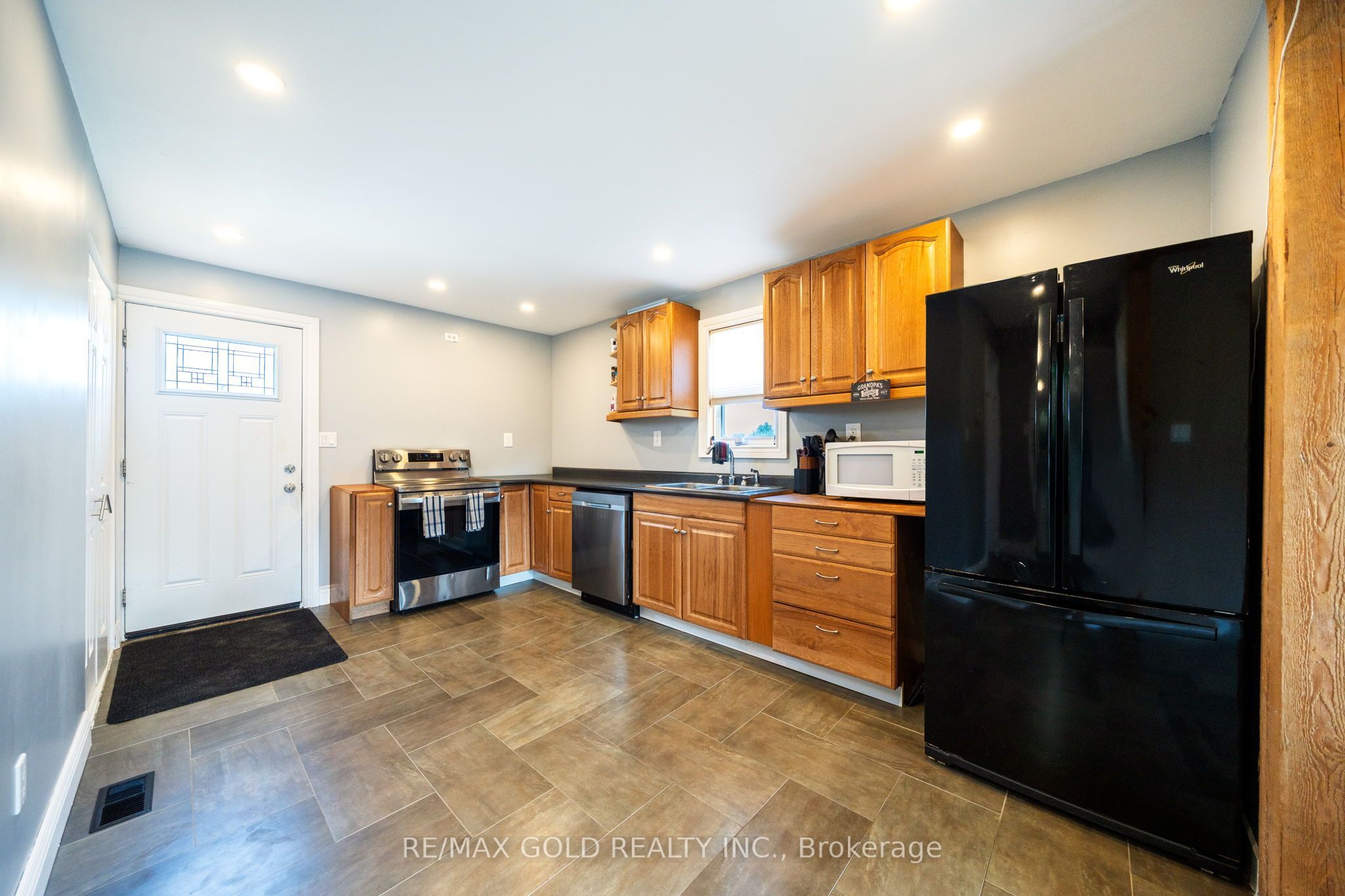 13307 Sixth Line Property Photo 8