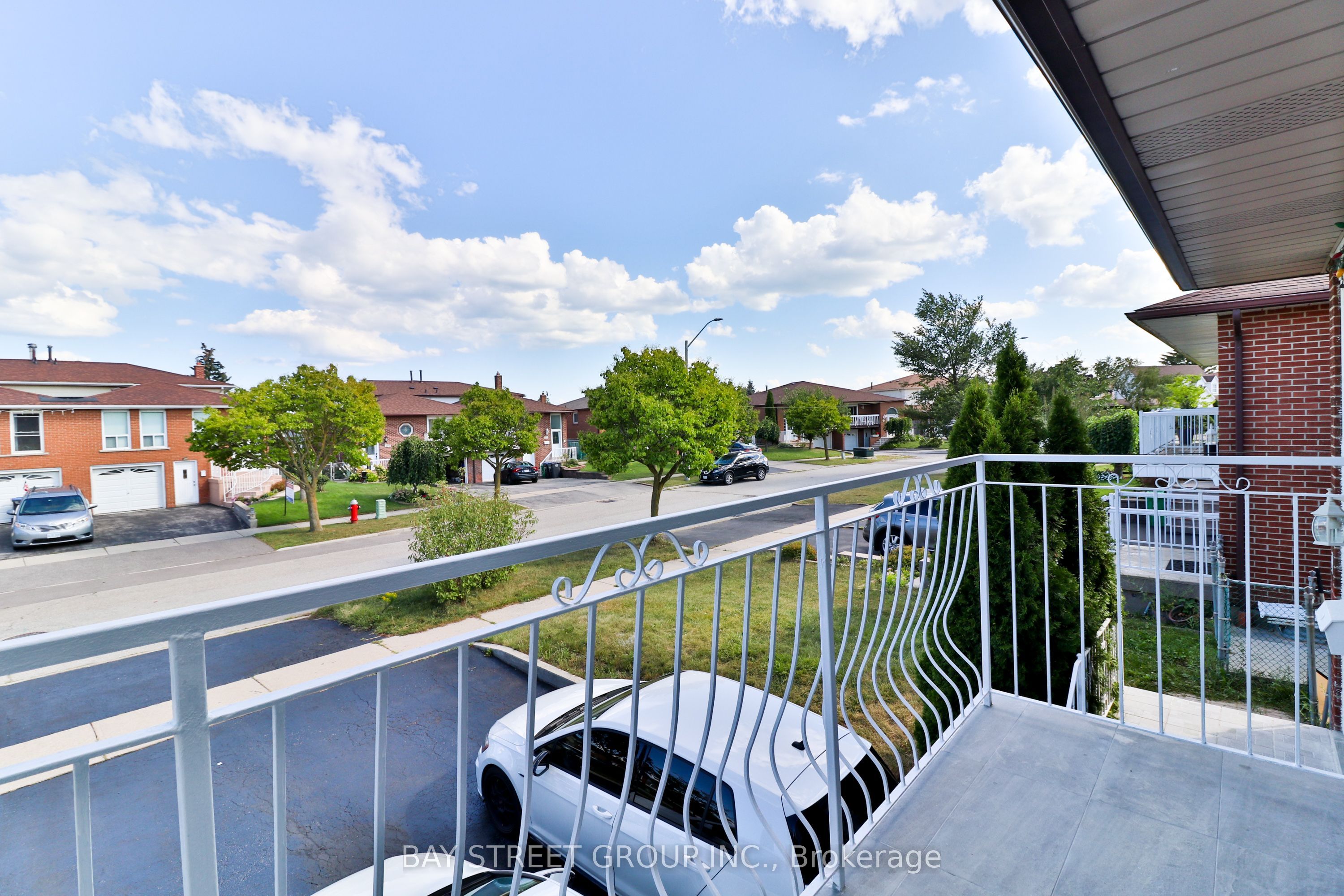 489 Fergo Avenue Upper Unit Property Photo 14
