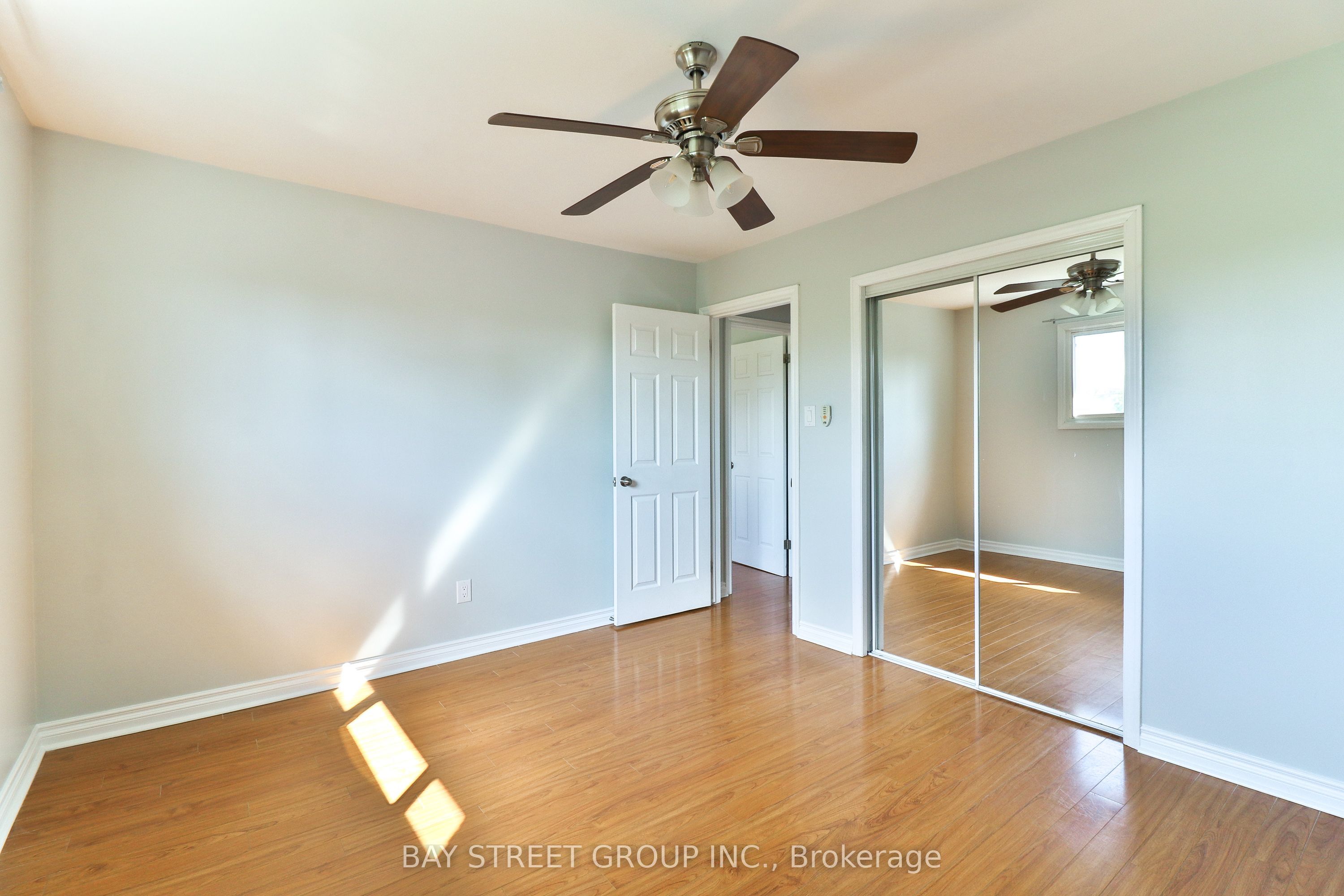 489 Fergo Avenue Upper Unit Property Photo 19