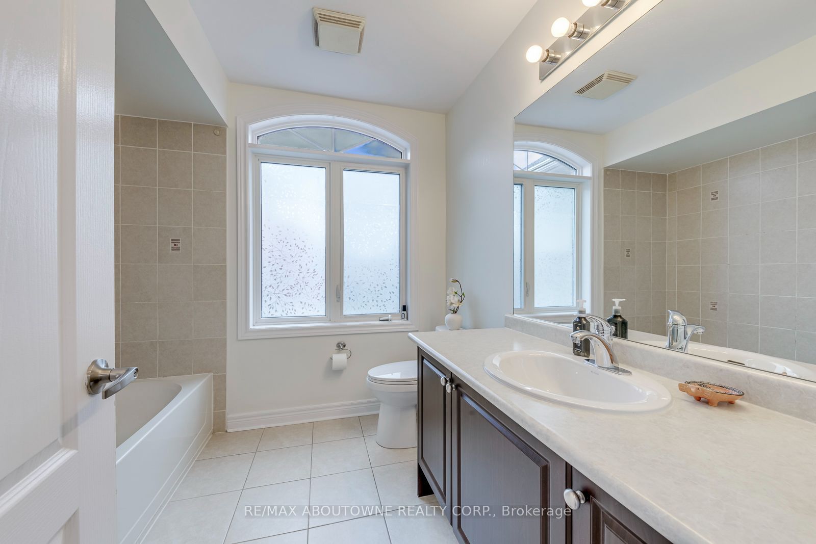 3234 Sharp Road Property Photo 23
