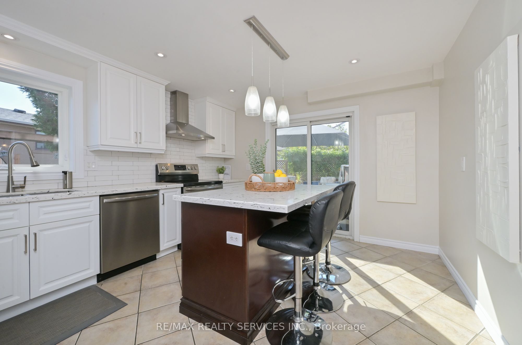 10 Danesbury Crescent Property Photo 5