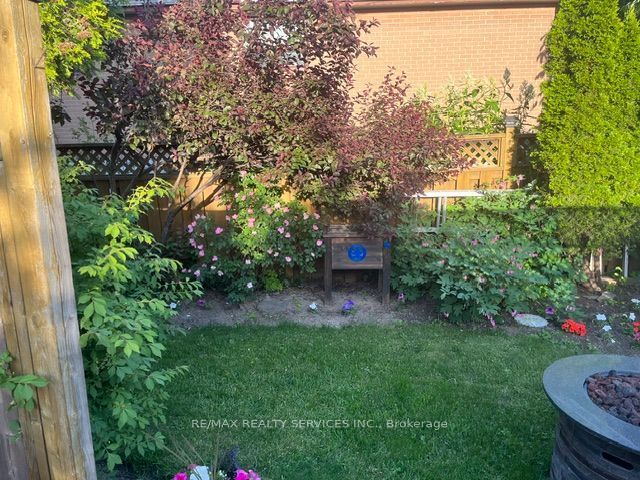 10 Danesbury Crescent Property Photo 35