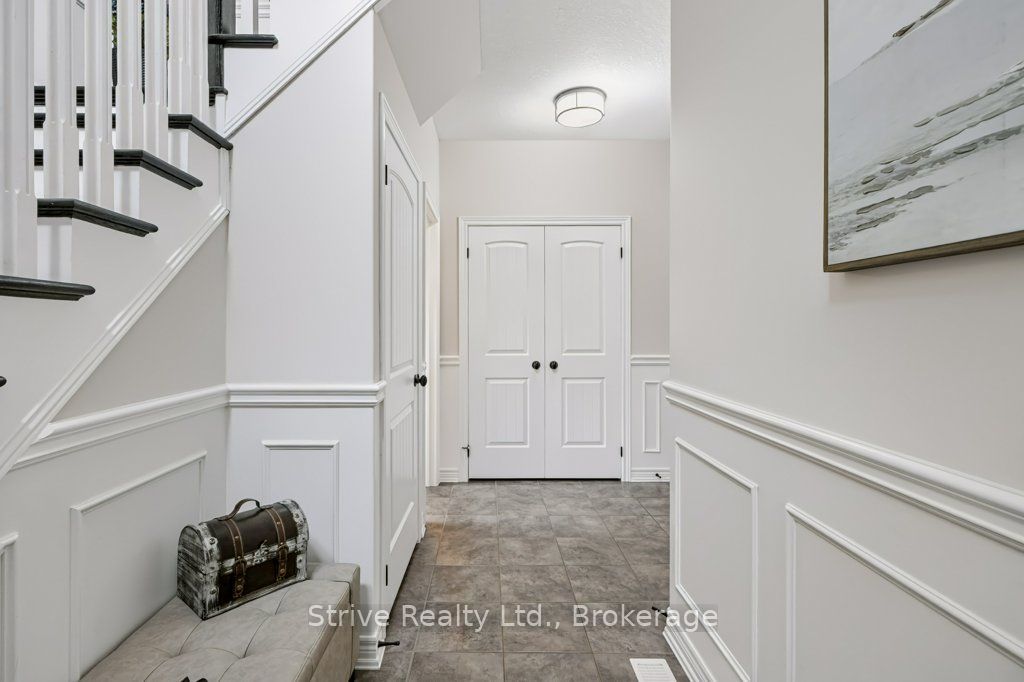 33 Wardlaw Avenue Property Photo 3