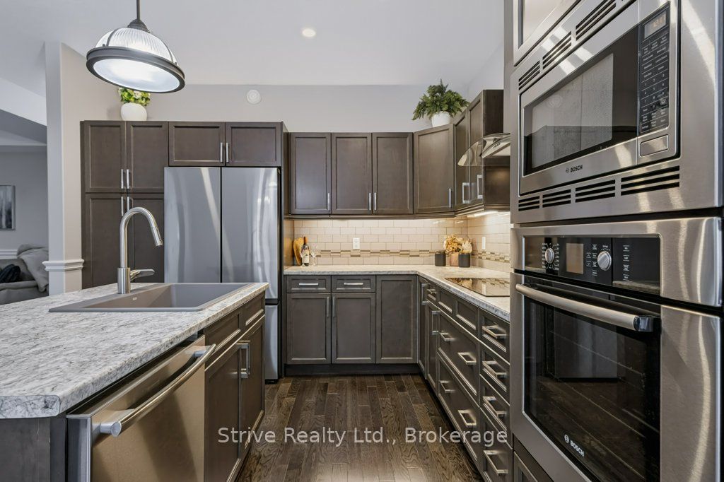 33 Wardlaw Avenue Property Photo 16